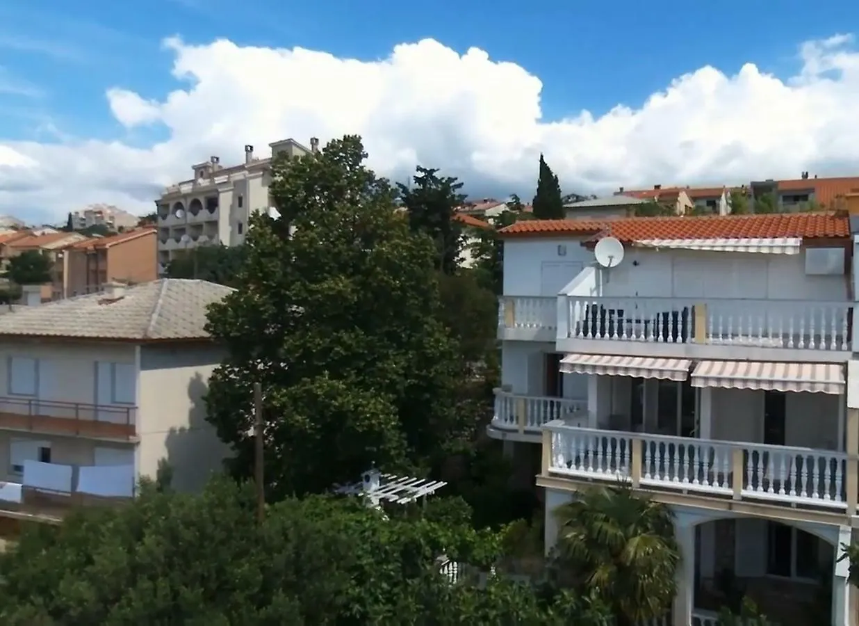 Dubravka Apartments Novi Vinodolski 0*,